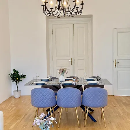 Apartment Free Parking- Stunning In Wenceslas Square Prague